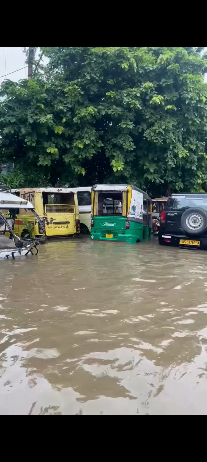 याकूबपुर हरिजन बस्ती आवा गमन हुआ बाधित