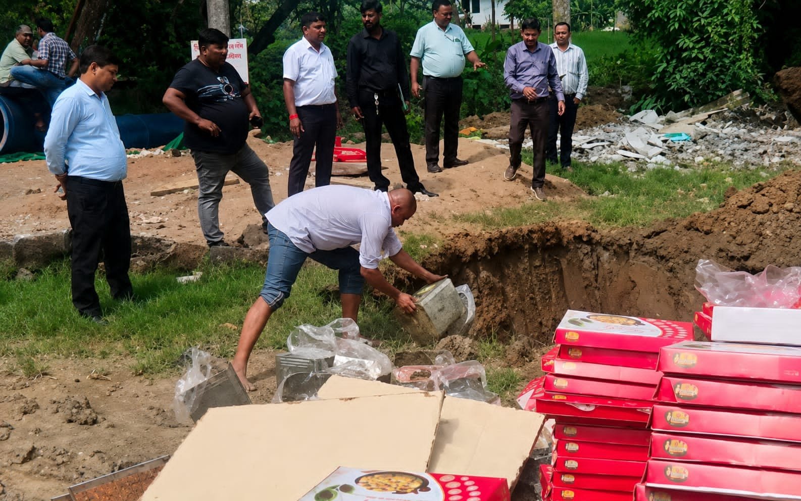 खाद्य सुरक्षा विभाग ने गुप्त ठिकाने पर छाप मेरी मारी सिंडिकेटका किया पर्दाफाश 