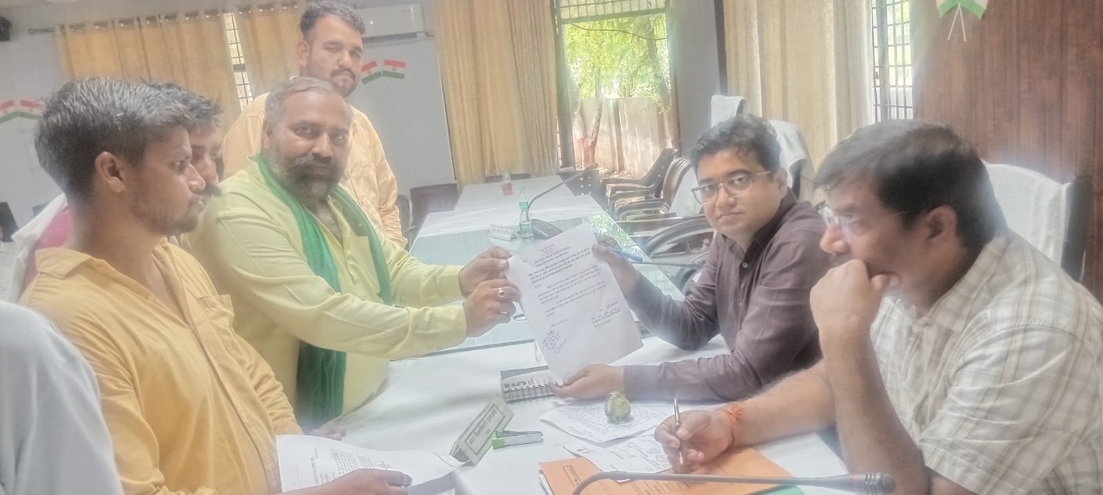 भारतीय किसान यूनियन धनसिंह कोतवाल ने परिक्षितगढ़ ब्लॉक में सफाई व्यवस्था की जांच की उठाई मांग