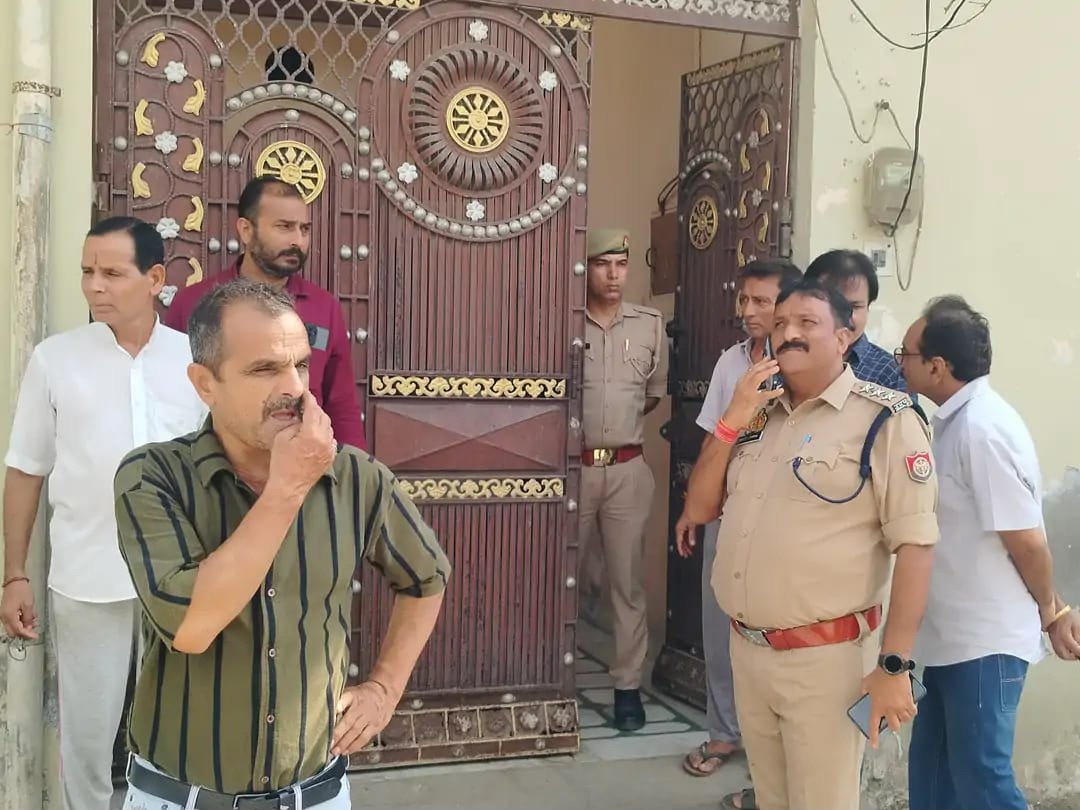 हस्तिनापुर में दिनदहाड़े लाखों की चोरी, व्यापारी के घर से 12 लाख नकद और 8 तोले सोना गायब