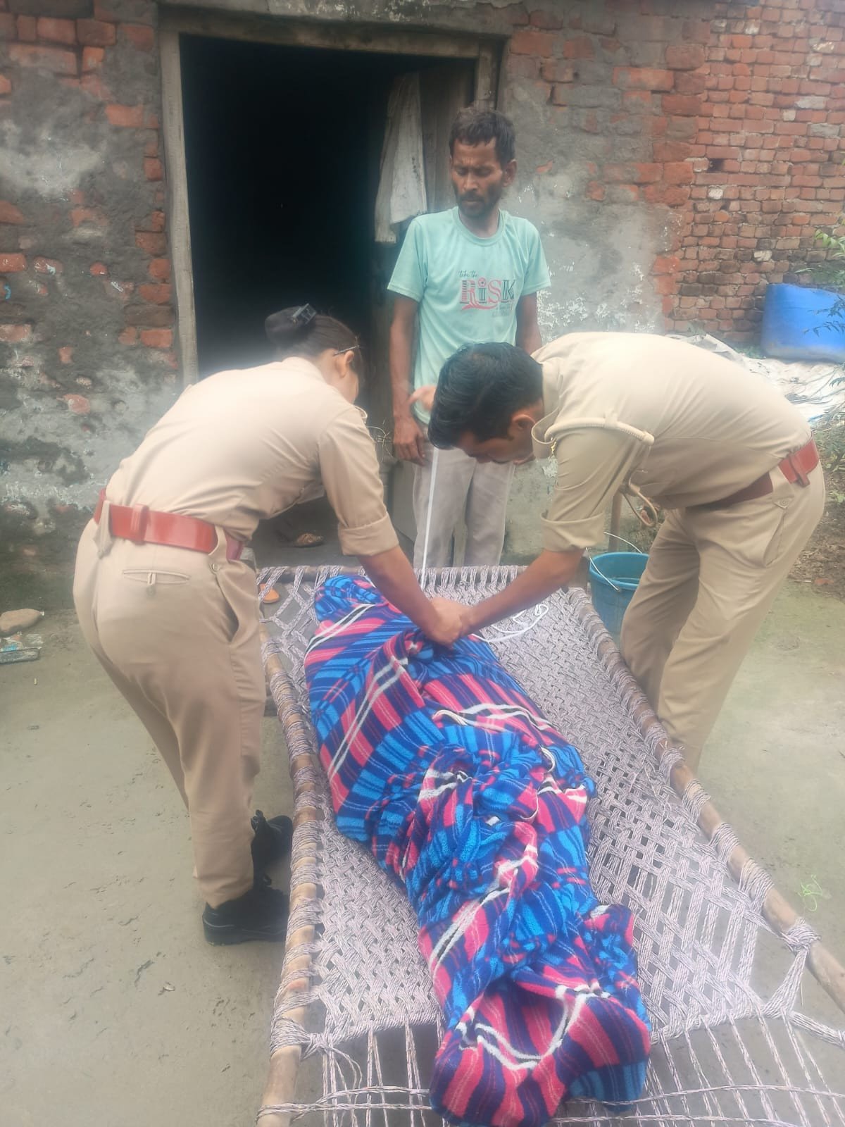  मकदूमपुर,खेतों में भरे बाढ़ के पानी में डूबने से महिला की मौत, गांव में मचा कोहराम