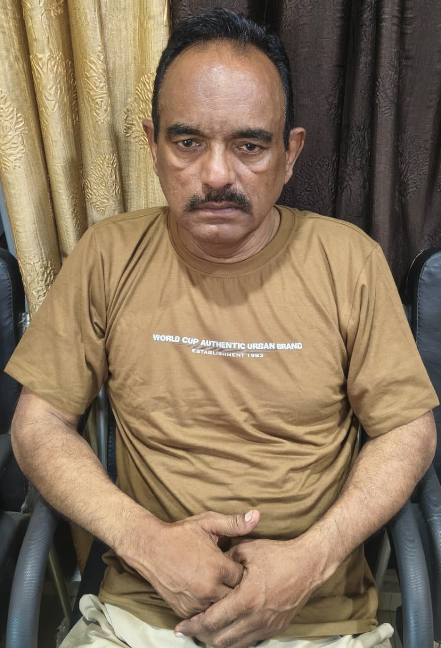 बदायूं - छह हजार की रिश्वत ले रहा था बिजली थाने का दरोगा, धरा गया