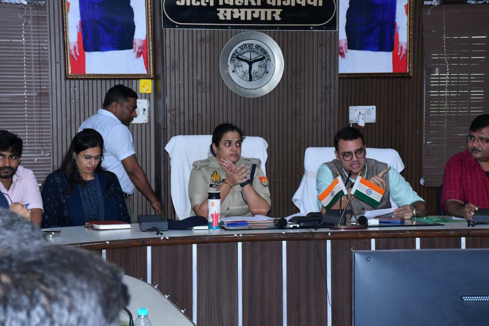 डीएम-एसएसपी ने अधिकारियों संग कांबड़ यात्रा हेतु समीक्षा गोष्ठी में किया मंथन