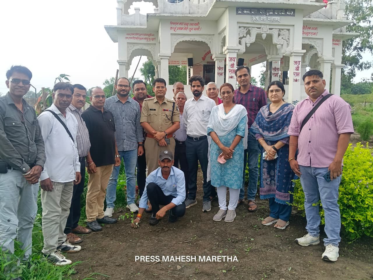 *प्रेस क्लब मल्हारगढ़ का पौधारोपण एवं परिचय पत्र वितरण कार्यक्रम संपन्न*
