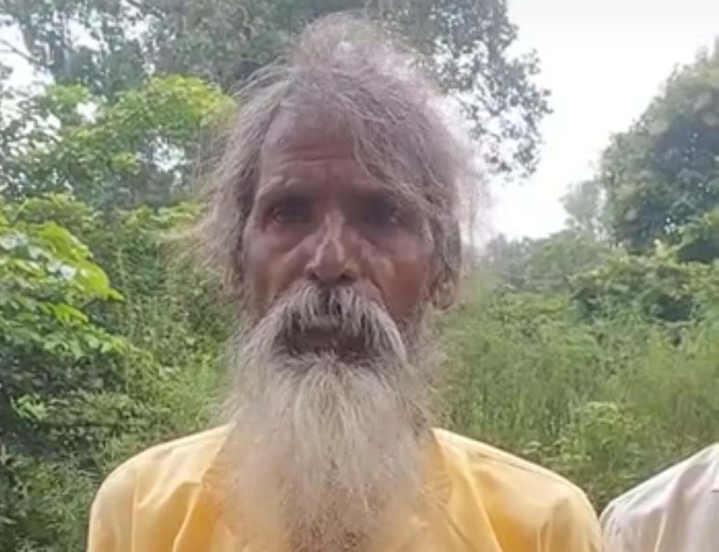बदायूं में फंदे पर लटकता मिला बड़ा बेटा, पिता ने छोटे बेटे पर लगाया हत्या का आरोप