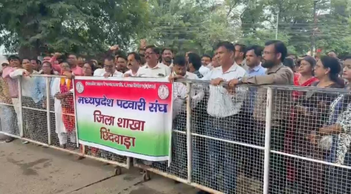 *पटवारी नहीं बनेगा विक्रेता स्वामित्व रजिस्ट्री का विरोध*
