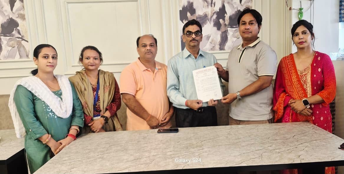 डॉ. मुनीश चंद्र शर्मा बने पुरस्कृत शिक्षक वेलफेयर सोसाइटी के जिलाध्यक्ष