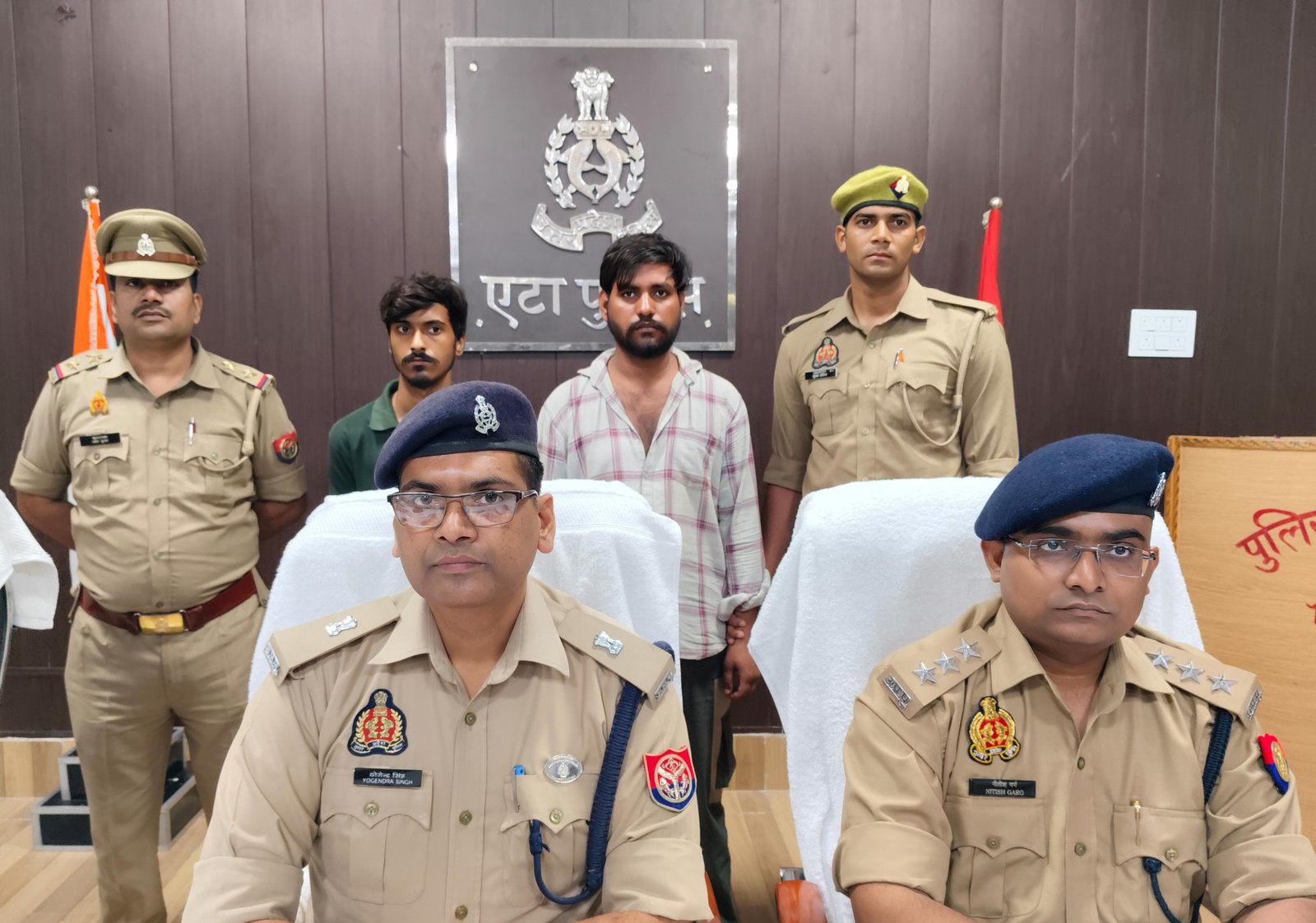 एटा: CBI अधिकारी बनकर हैदराबाद के एक व्यक्ति से 8 लाख रुपये की ठगी करने वाले गिरोह के दो सदस्यों को पुलिस ने किया गिरफ्तार