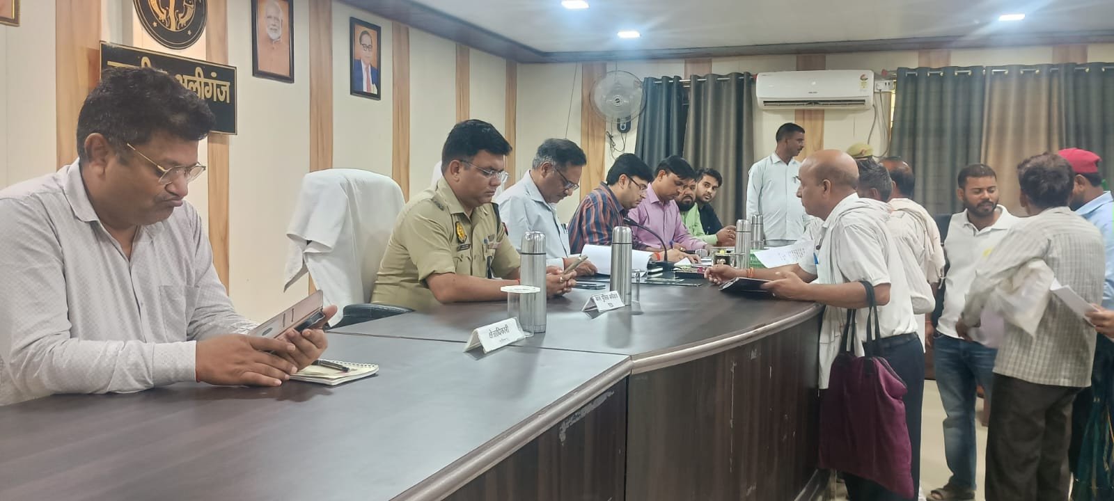 विधायक का फर्जी पीआरओ वन पुलिस पर मुकदमे में अपना लाभ लेने के लिए बनाया दबाव मुकदमा दर्ज