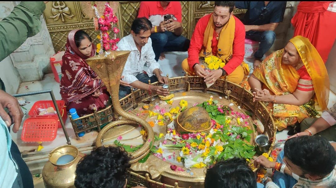 जय भोले बम भोले के जयघोष के साथ शुरू हुआ श्रावण मास