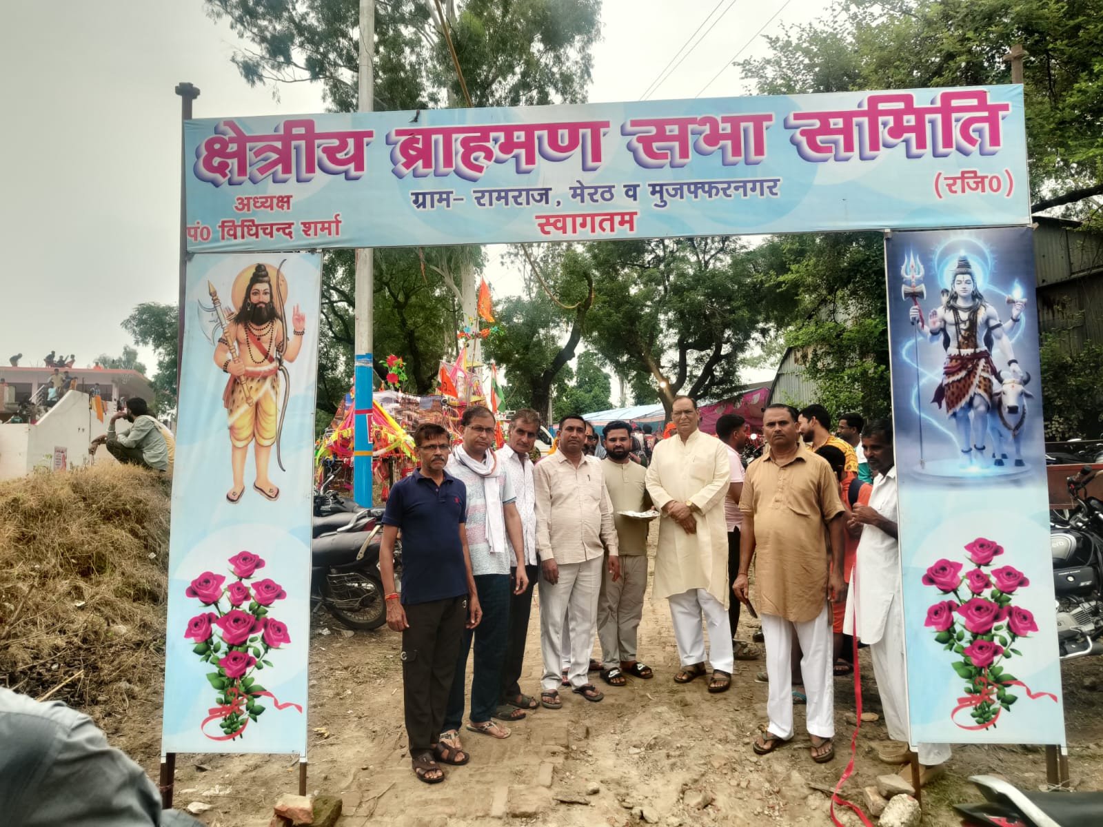 क्षेत्रीय ब्राह्मण सभा समिति ने लगाया कांवड़ सेवा शिविर, भंडारे में कांवड़ियों ने ग्रहण किया प्रसाद