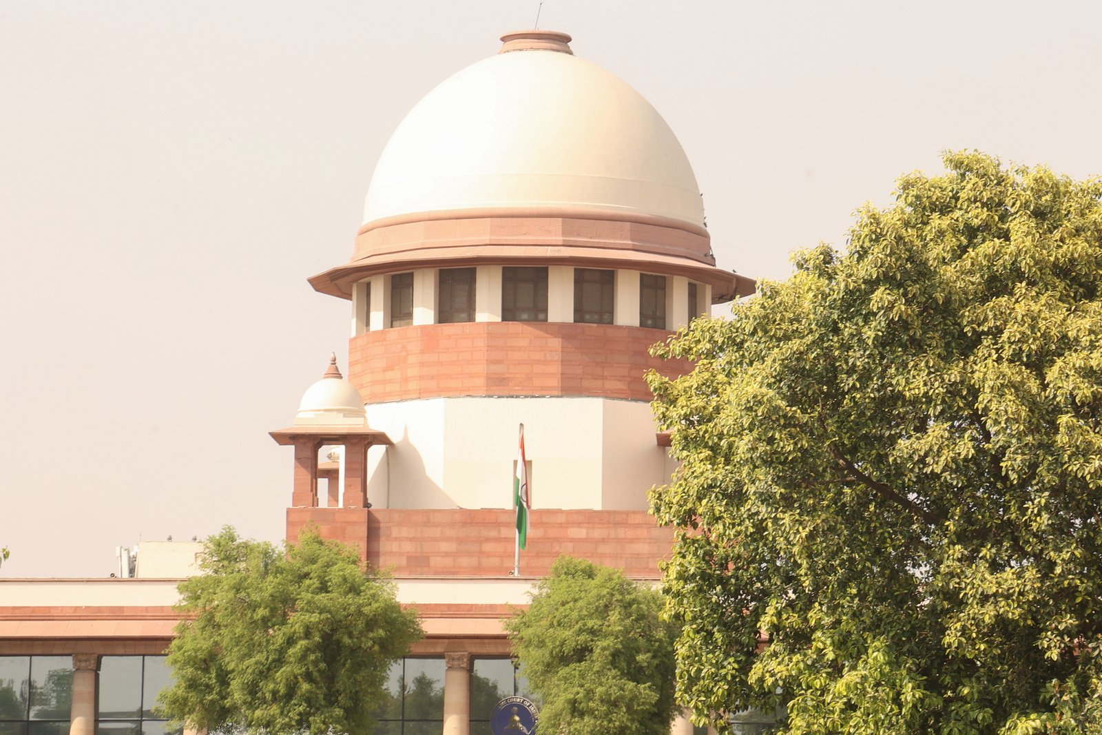 प्रदर्शनकारियों के खिलाफ दर्ज मुकदमों को वापस ले सकेंगे- SC