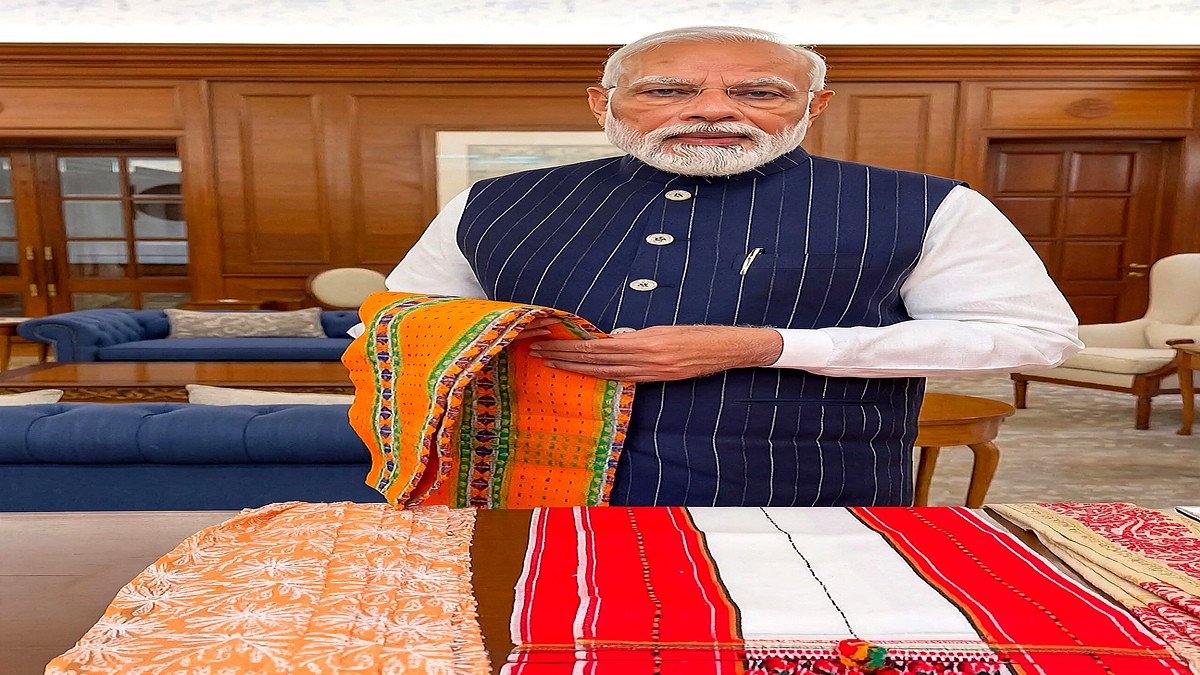 विरासत और तकनीक के मेल से वैश्विक ताकत बनेगा भारत का हथकरघा क्षेत्र : पीएम मोदी