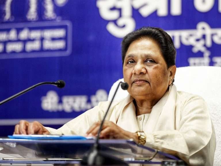 मायावती ने आकाश आनंद को लेकर साफ किया रुख, ईशान को मिलेगी बड़ी जिम्मेदारी!