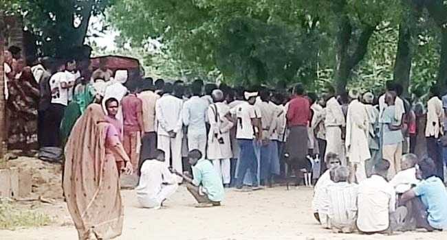 ससुराली पक्ष से अनबन पर बदायूं के युवक ने फांसी पर लटक कर दी जान
