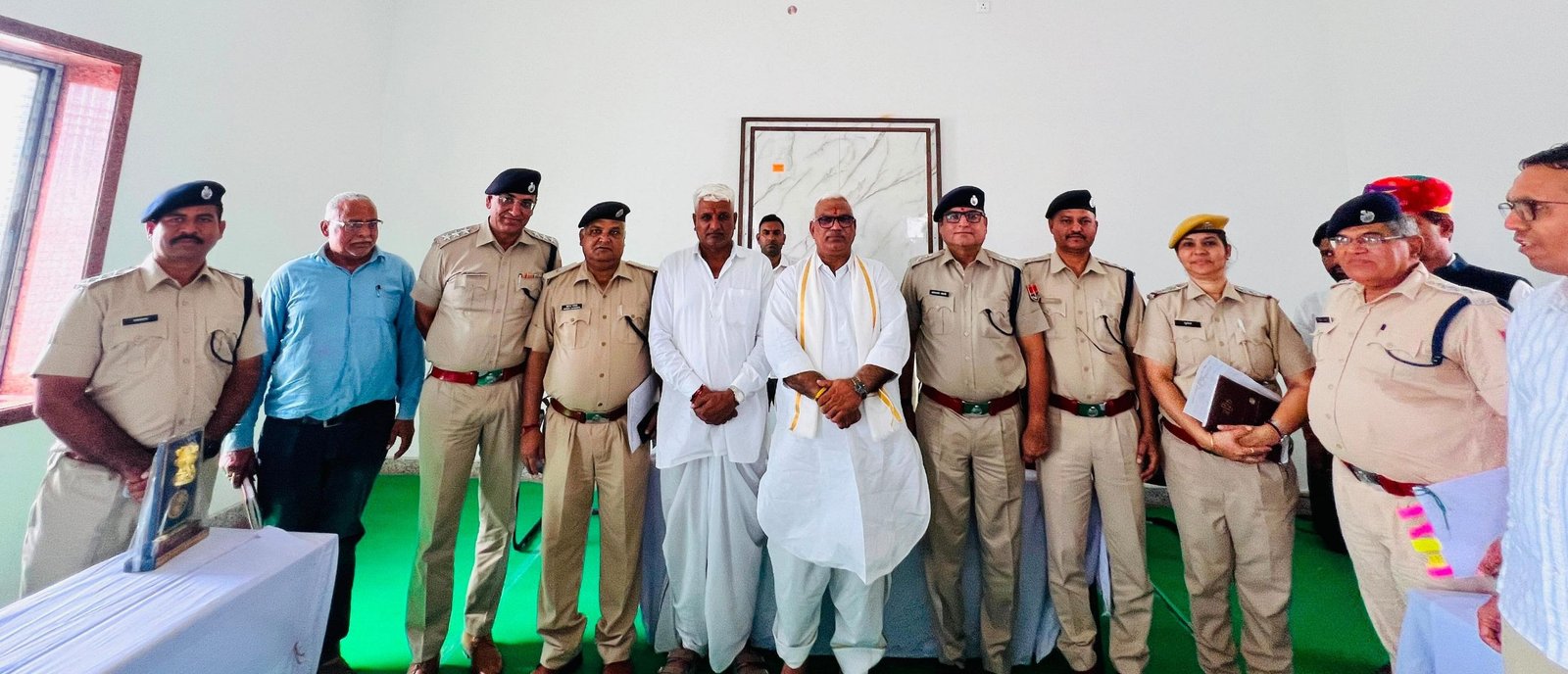 गोटन में माननीय मंत्री जवाहर सिंह बेढम ने की जिला स्तरीय अपराध नियंत्रण समीक्षा बैठक प्रभावी पुलिसिंग पर दिया जोर