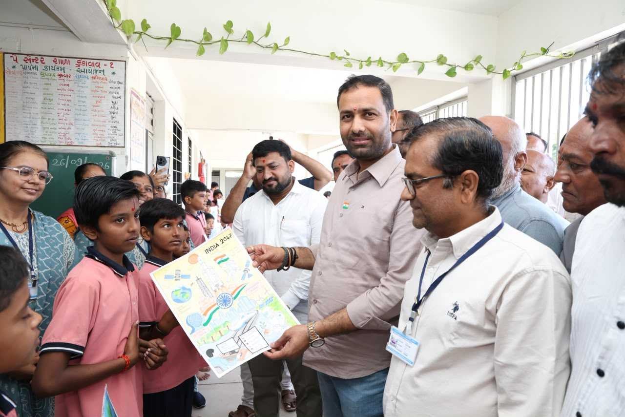 कानून और ऊर्जा राज्यमंत्री श्री कौशिकभाई वेकरिया की प्रेरक उपस्थिति में कुंकावाव तालुका स्तरीय चित्रकला और वक्तृत्व प्रतियोगिता का सफल आयोजन