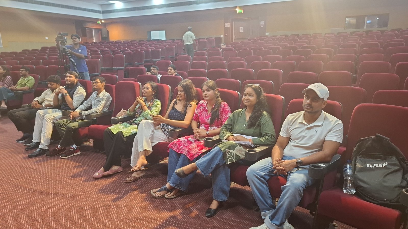 ब्रेकिंग न्यूज़ : प्रयागराजउत्तर मध्य क्षेत्र सांस्कृतिक केंद्र में हिंदी पखवाड़ा के अंतर्गत वाद-विवाद प्रतियोगिता का आयोजन
