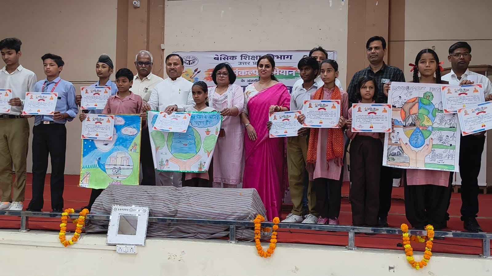जनपद की समस्त ग्राम पंचायत में चलाया जा रहा है स्वच्छता अभियान