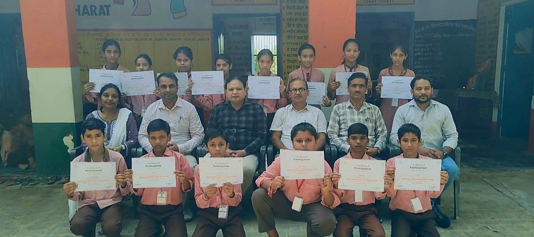 इसरो क्विज प्रतियोगिता उत्तीर्ण करने वाले छात्र-छात्राओं को बांटे प्रमाण-पत्र।