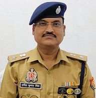सर्वेश कुमार मिश्र बने मऊ जनपद के नए पुलिस अधीक्षक, निवर्तमान कमलेश बहादुर को  पुलिस अधीक्षक लोक शिकायत डीजीपी लखनऊ बने