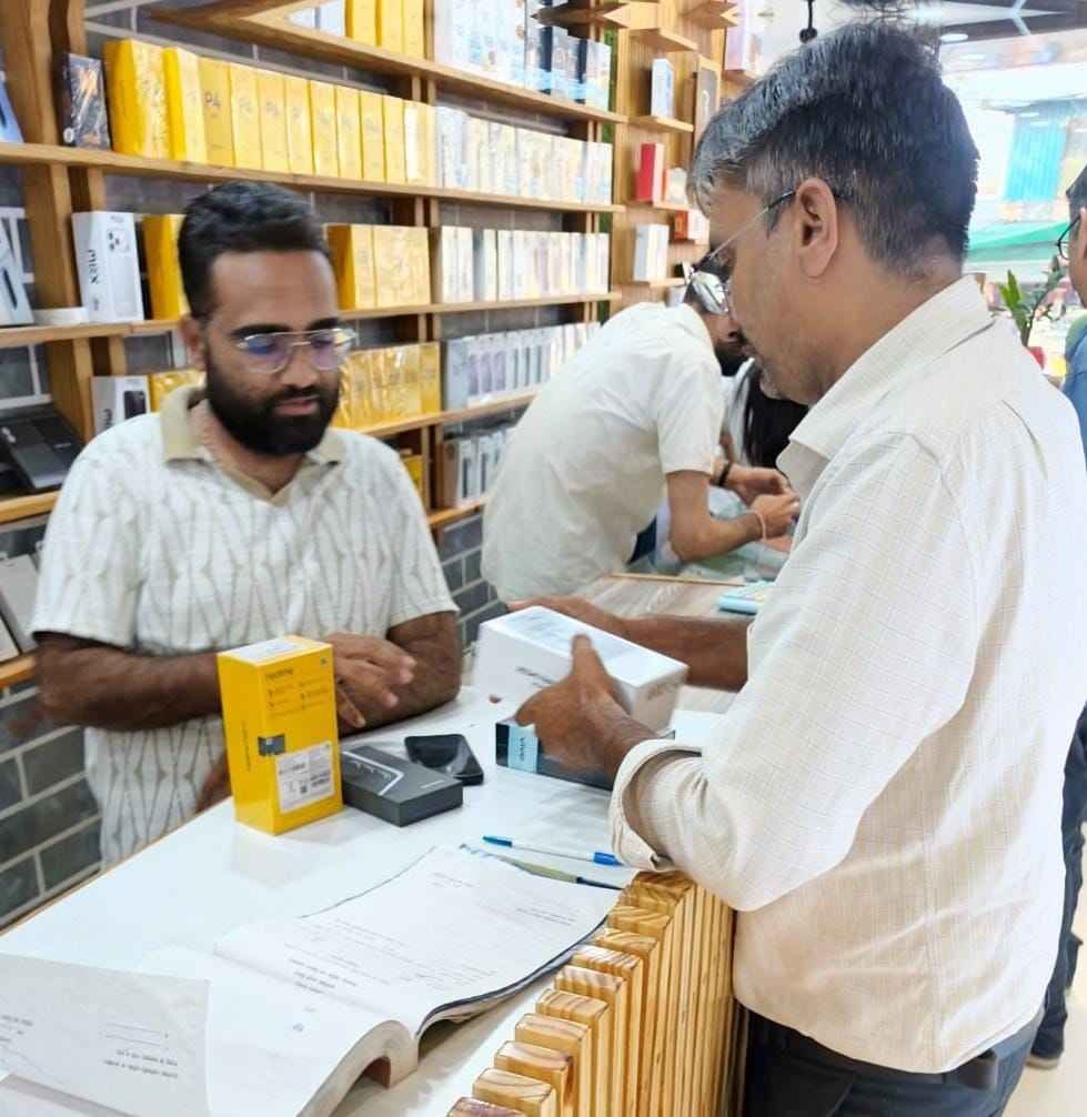 इलेक्ट्रिकल एवं इलेक्ट्रॉनिक दुकानों पर आकस्मिक जांच, एक फर्म पर 5 हजार रुपये का जुर्माना