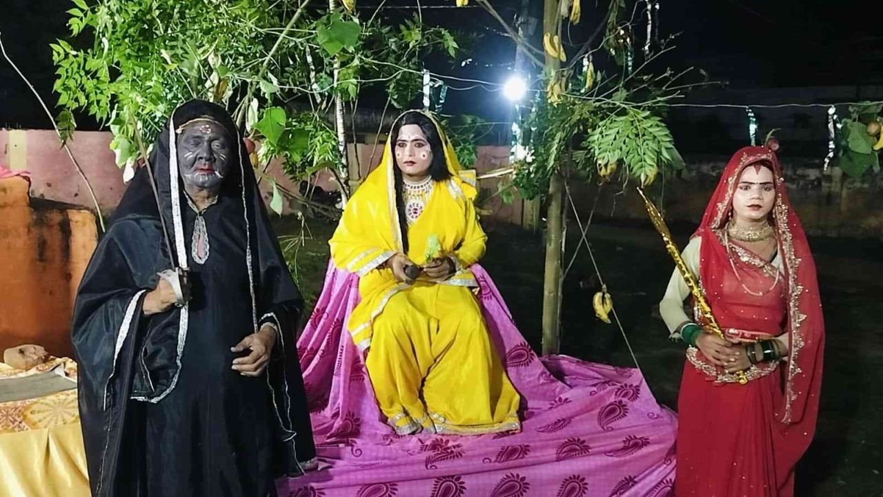 श्रीराम-सुग्रीव मित्रता, बाली वध और लंका दहन के मंचन से गूंजा हस्तिनापुर का रामलीला मैदान