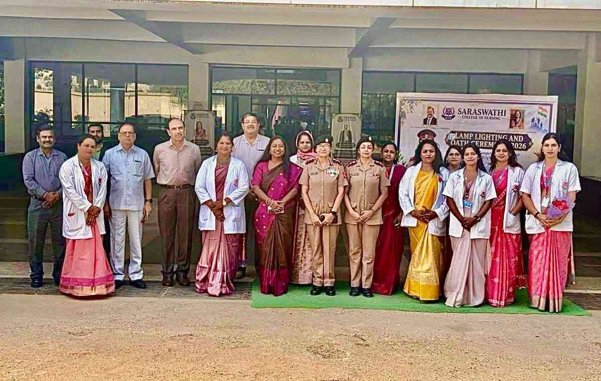 सरस्वती कॉलेज ऑफ नर्सिंग, हापुड़ में 11वें लैम्प लाइटिंग एवं शपथ ग्रहण समारोह का भव्य आयोजन