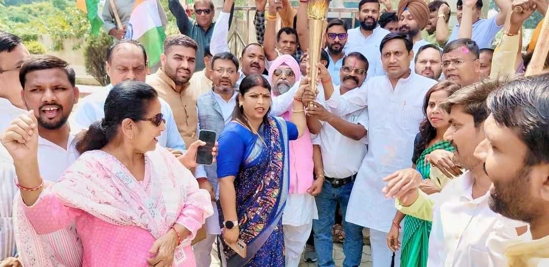 सेवा ज्योति से रोशन हुआ रामपुर, विकसित भारत का लिया संकल्प 