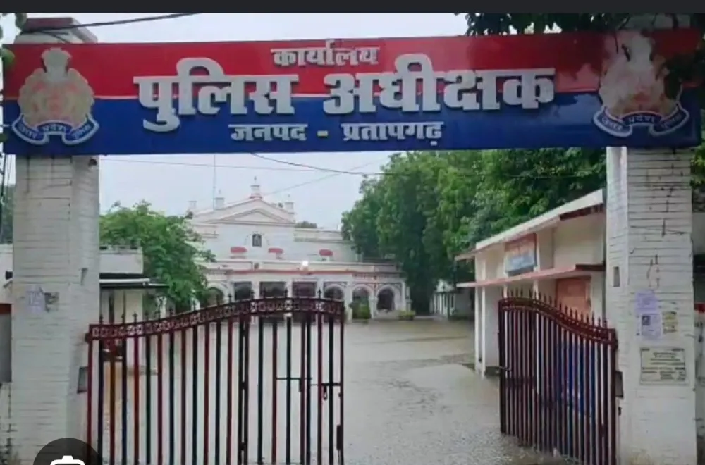 रामापुर रेलवे फाटक के पास मिला युवक का शव, क्षेत्र में सनसनी - पुलिस ने शिनाख्त कर शव भेजा पोस्टमार्टम को*